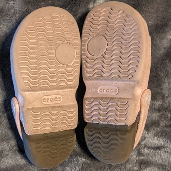 Crocs Pink Classic Clog Shoe Unisex Size C10 Waterproof Casual Slip-on - Picture 4 of 8